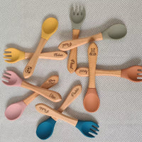 Cuillère bébé personnalisée en silicone