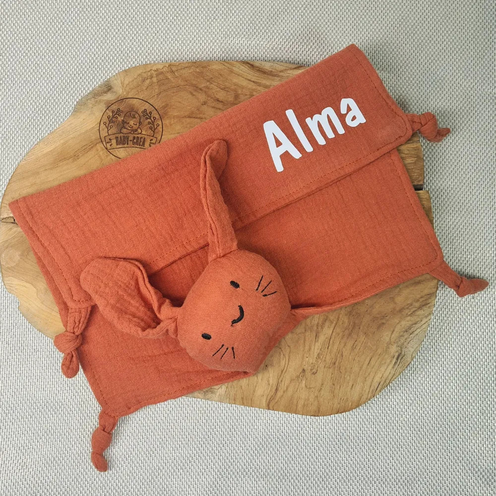 Doudou bébé lapin avec prénom gravé