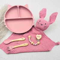 Set repas bébé rose personnalisé – prénom Manon et Melia, assiette ventouse silicone, doudou lapin, attache tétine bois