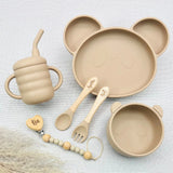 Coffret repas bébé personnalisé beige avec prénom Agathe et Léa, assiette panda silicone, couverts gravés, bol assorti, tasse anti-fuite, attache tétine bois – cadeau naissance complet