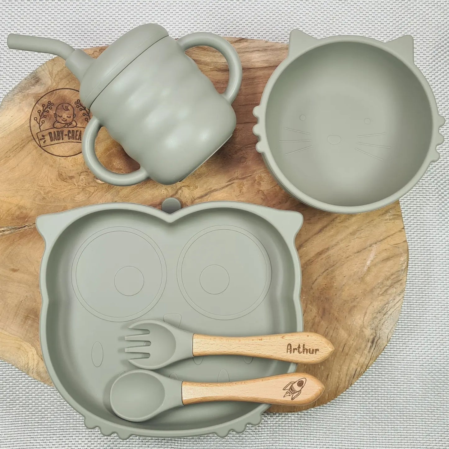 Coffret repas complet bébé personnalisé vert olive